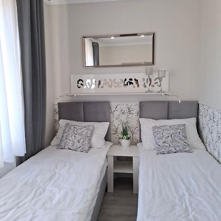 Pokoje Goscinne I Apartamenty Margaret Кудова-Здруй Экстерьер фото